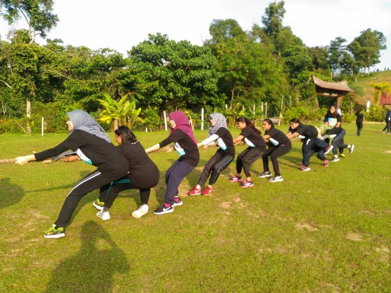 Tug of War – Jay Team Building Malaysia