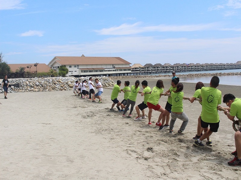 Tug of War – Jay Team Building Malaysia