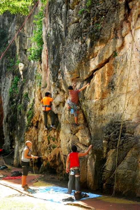 eng hooi climbing